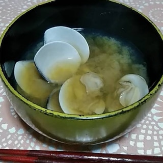 アサリとこぶ茶あごだしの味噌汁